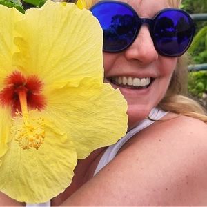 Meet your Posher, Elizabeth